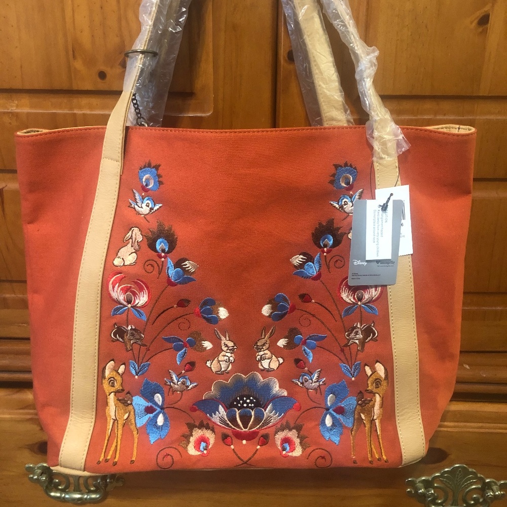 Loungefly BoxLunch Disney Snow White Tote